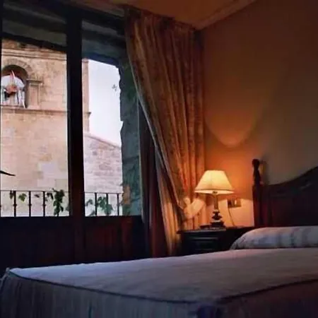 Coronas 3* Sos del Rey Católico