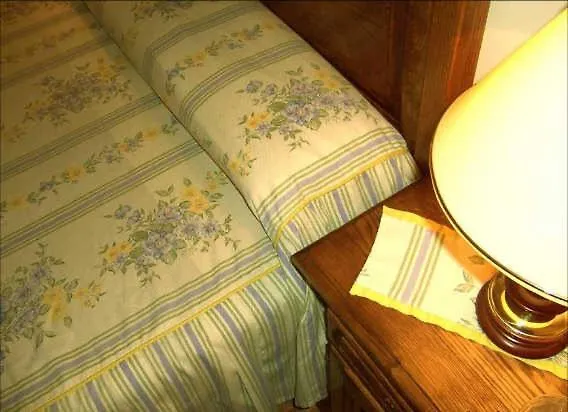 Coronas ゲストハウス ソス・デル・レイ・カトリコ