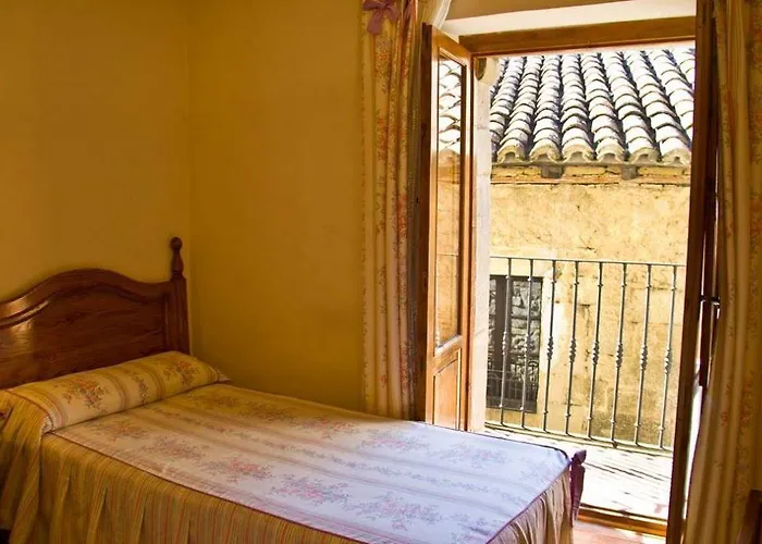 ゲストハウス Coronas