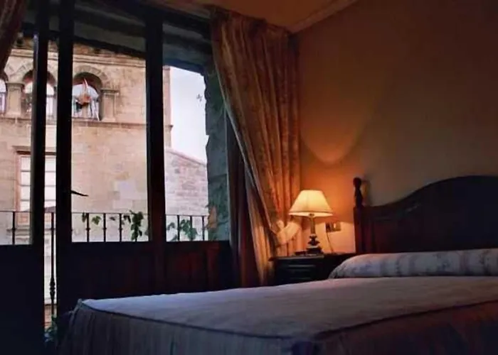 Coronas 3* ソス・デル・レイ・カトリコ